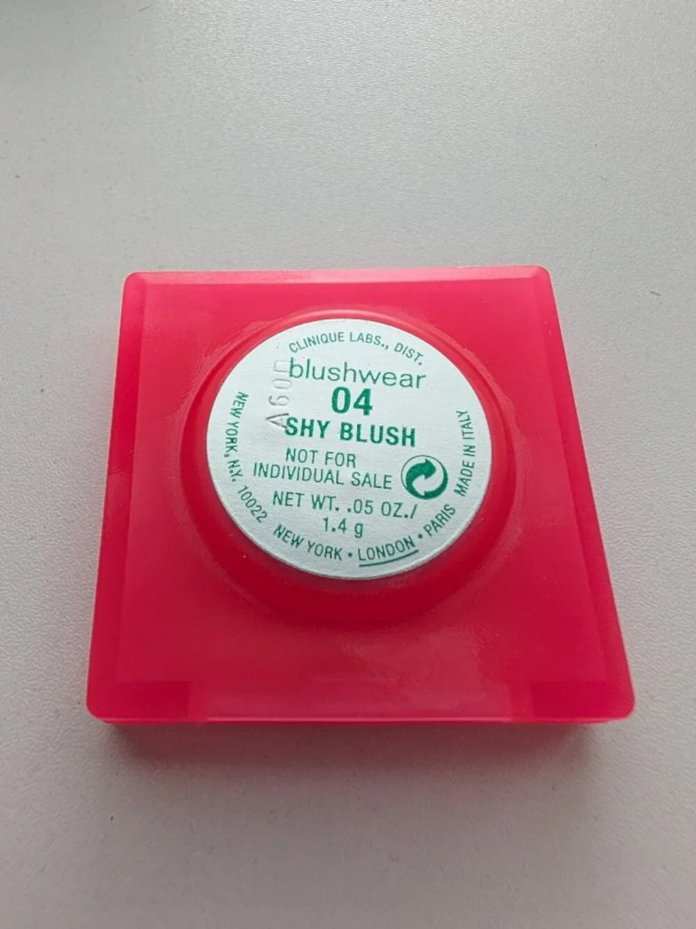 Clinique Blushwear Cream Mini Blush 04 SHY BLUSH Compact Rare HTF .05oz/1.4g GWP